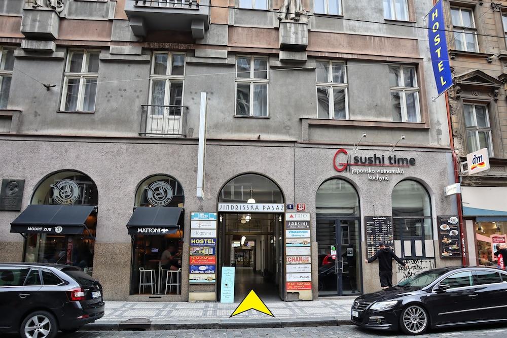 A Plus Hostel - Centrum Prag Exterior foto