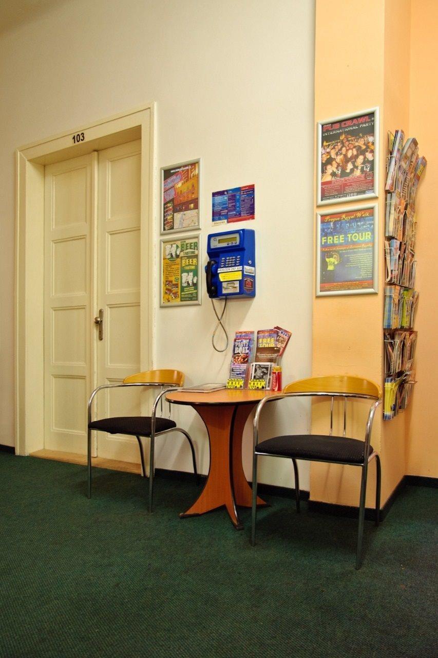 A Plus Hostel - Centrum Prag Exterior foto
